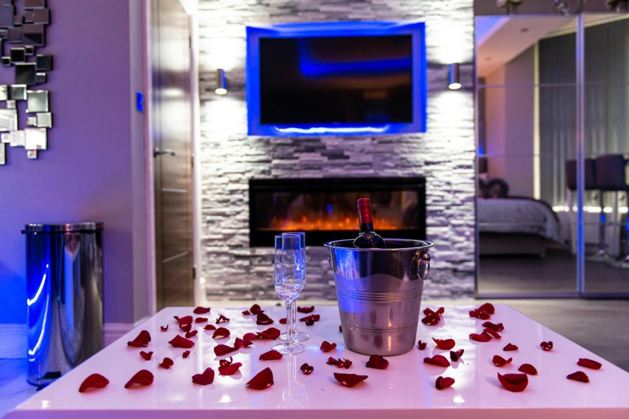 Aphrodite Apartment *