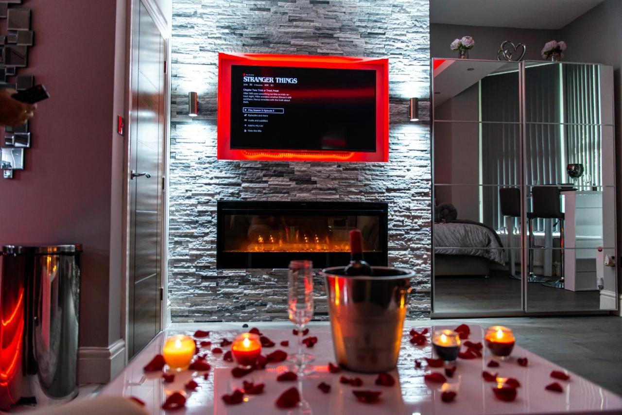 Aphrodite Apartment